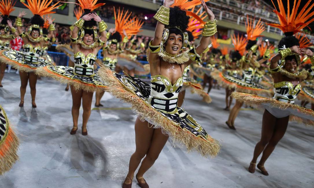 Reconhecimento', afirma babalorixá sobre enredo do Salgueiro Jornal MEIA  HORA - Carnaval