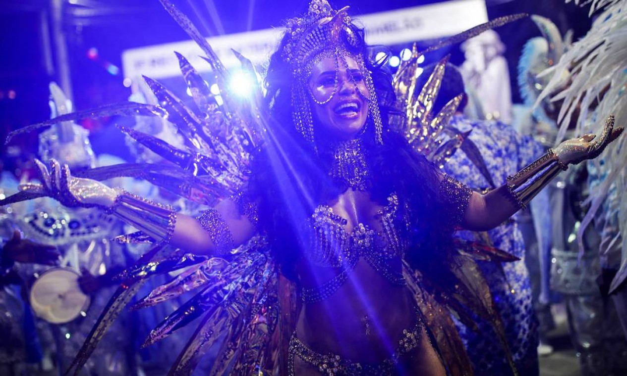 Raíssa Oliveira, rainha de bateria da Beija-flor Foto: Amanda Perobelli / Reuters