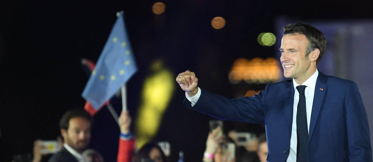 Presidente reeleito da França, Emmanuel Macron, em discurso da vitória em Paris Foto: BERTRAND GUAY / AFP