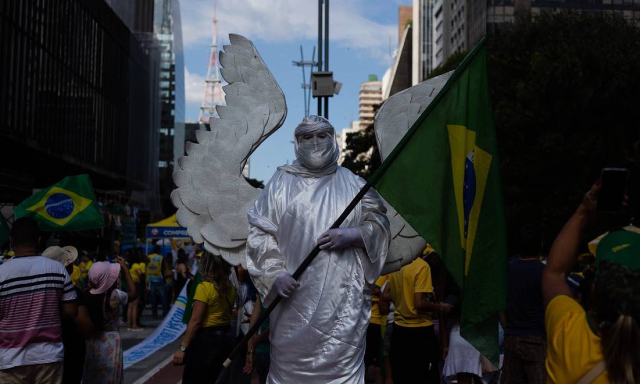 Avenida Paulista também reuniu manifestantes a favor do presidente Bolsonaro Foto: Maria Isabel Oliveira / Maria Isabel Oliveira / Agência O Globo