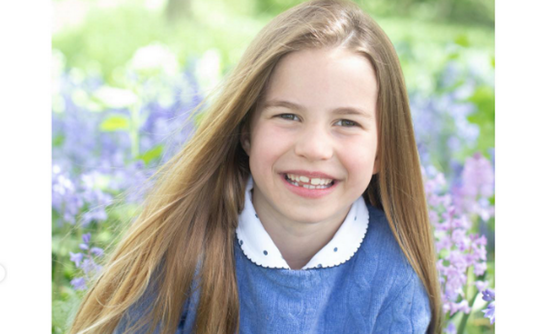 Família real divulga novas fotos da princesa Charlotte para celebrar aniversário Foto: Reprodução/Instagram/dukeandduchessofcambridge