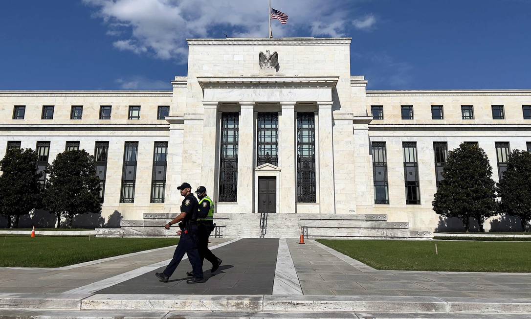 Sede do Fed, o banco central americano, em Washington Foto: DANIEL SLIM / AFP/22-10-2021