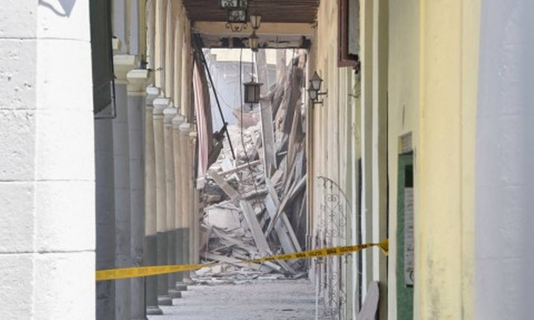 Destruição em hotel onde ocorreu explosão em Cuba Foto: ADALBERTO ROQUE / AFP