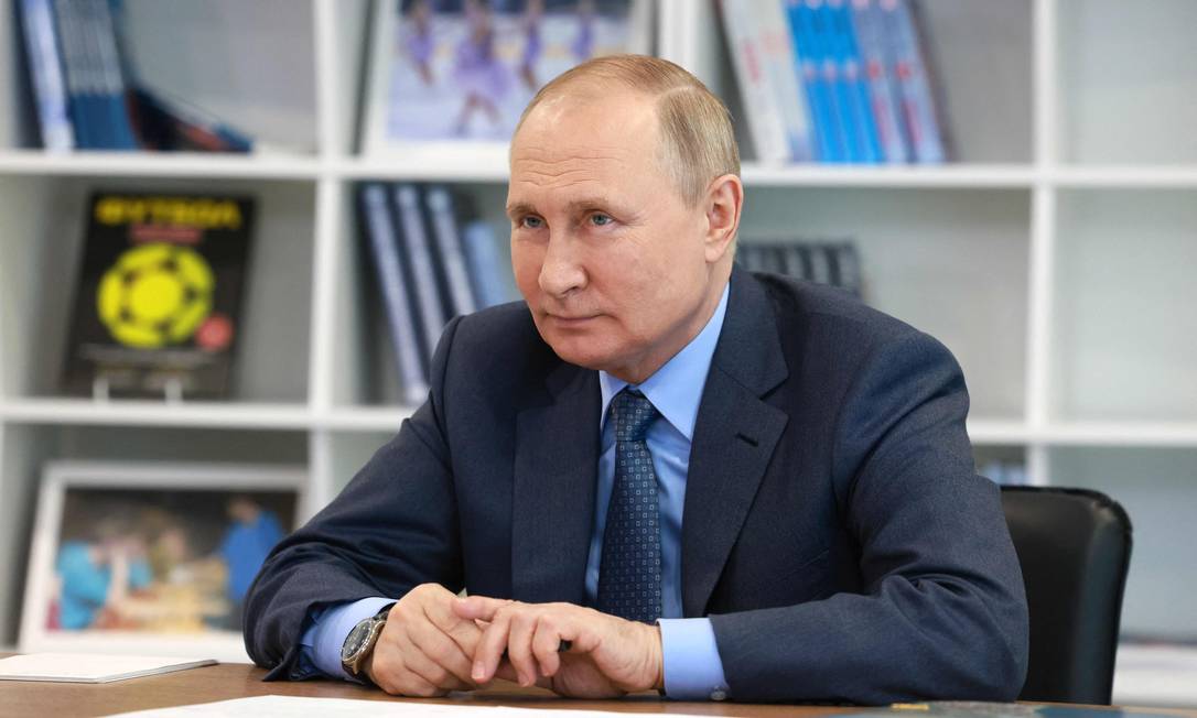 Vladimir Putin: prolongação da guerra na Ucrânia testa resistência do Ocidente Foto: MIKHAIL METZEL / AFP/11-5-2022
