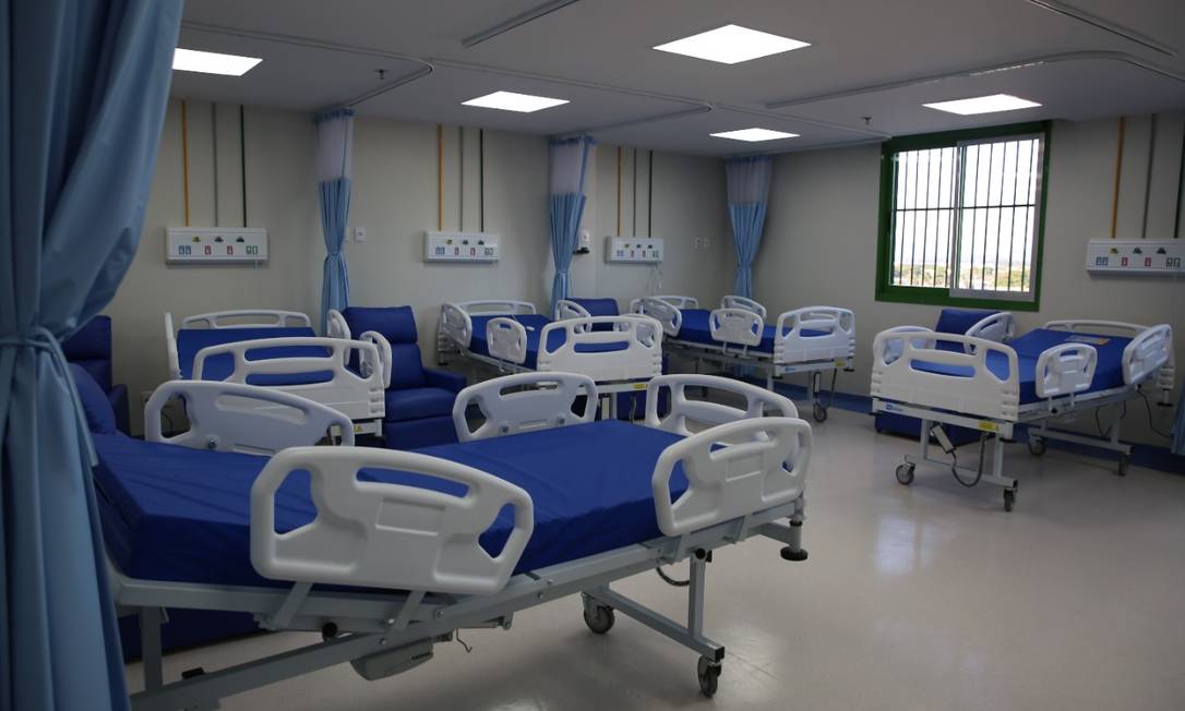 Totalmente reformadas, as enfermarias já estão equipadas e disponíveis para receber os pacientes Foto: Prefeiura de Duque de Caxias/Divulgação