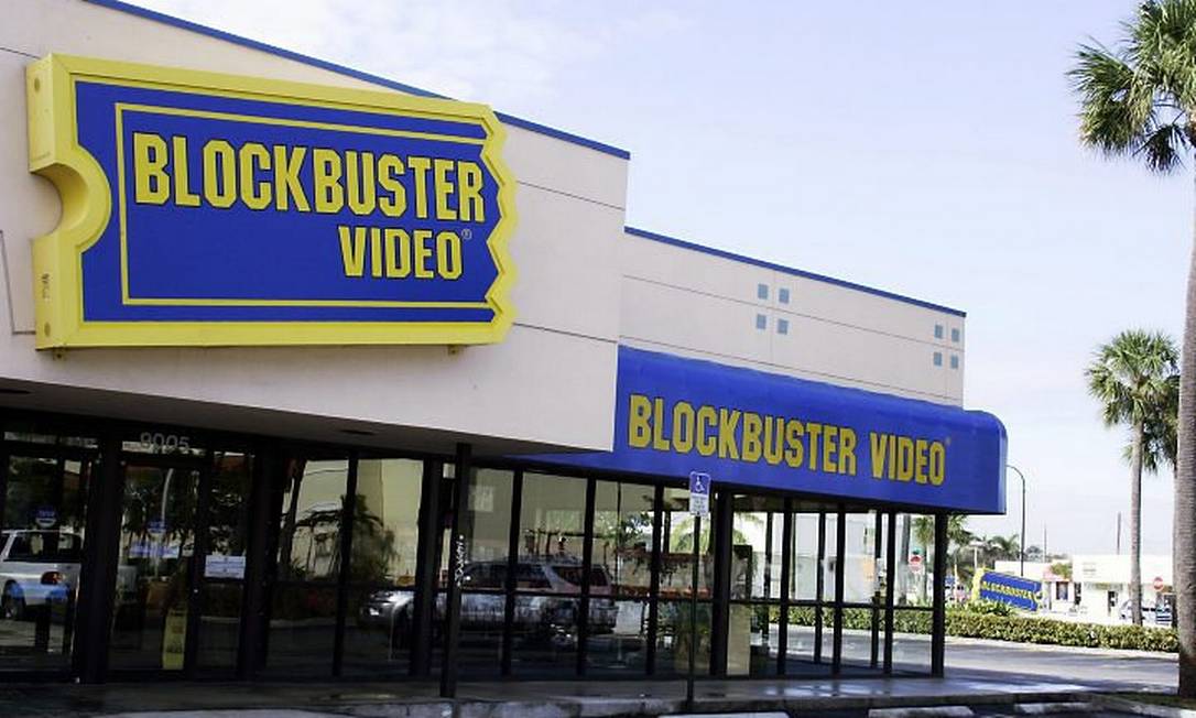 Blockbuster lança aluguel de filmes por streaming - Jornal O Globo