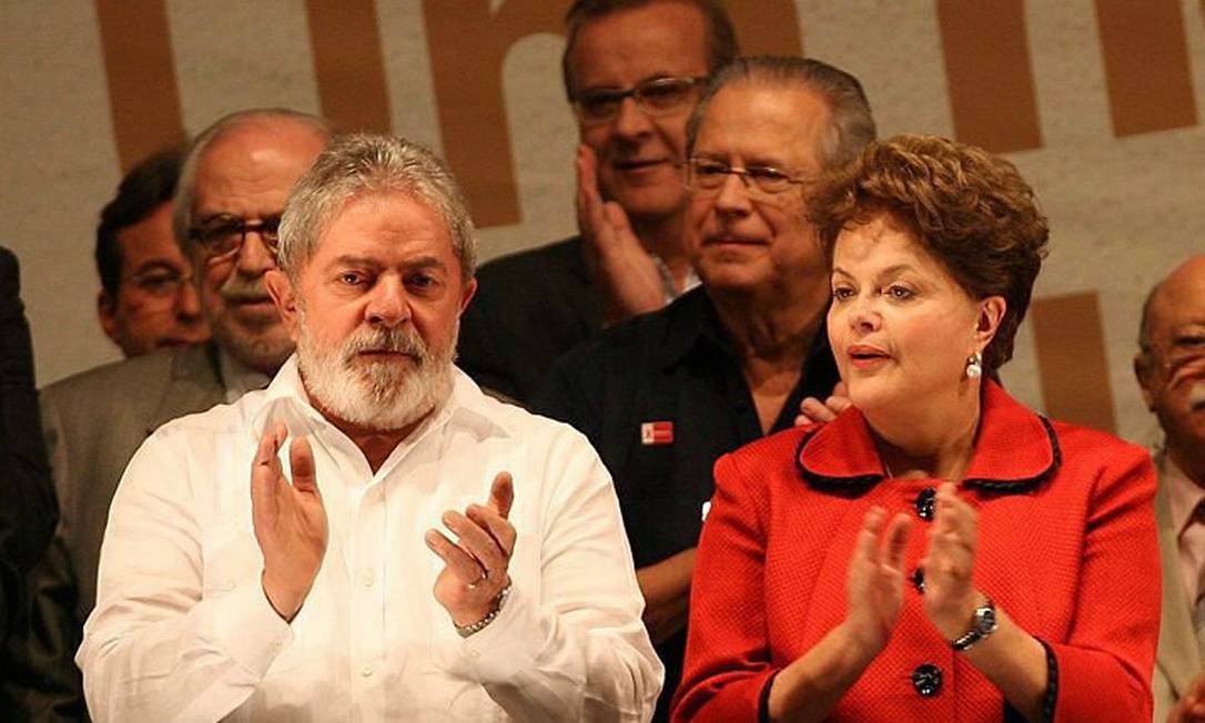 Lula, Dilma e José Dirceu no Congresso do PT, em Brasília - Foto de Gustavo Miranda