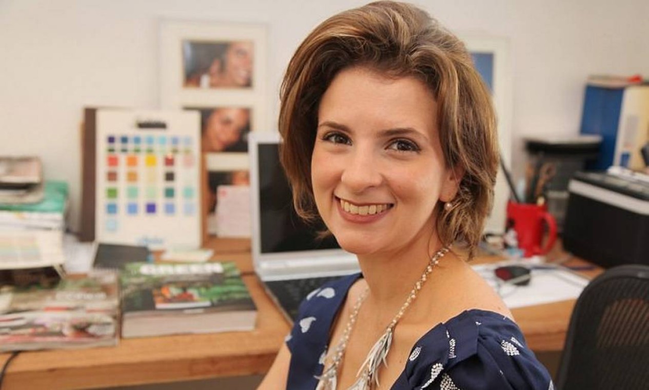 Personal organizer há oito anos, Micaela Góes apresenta o 'Santa ajuda