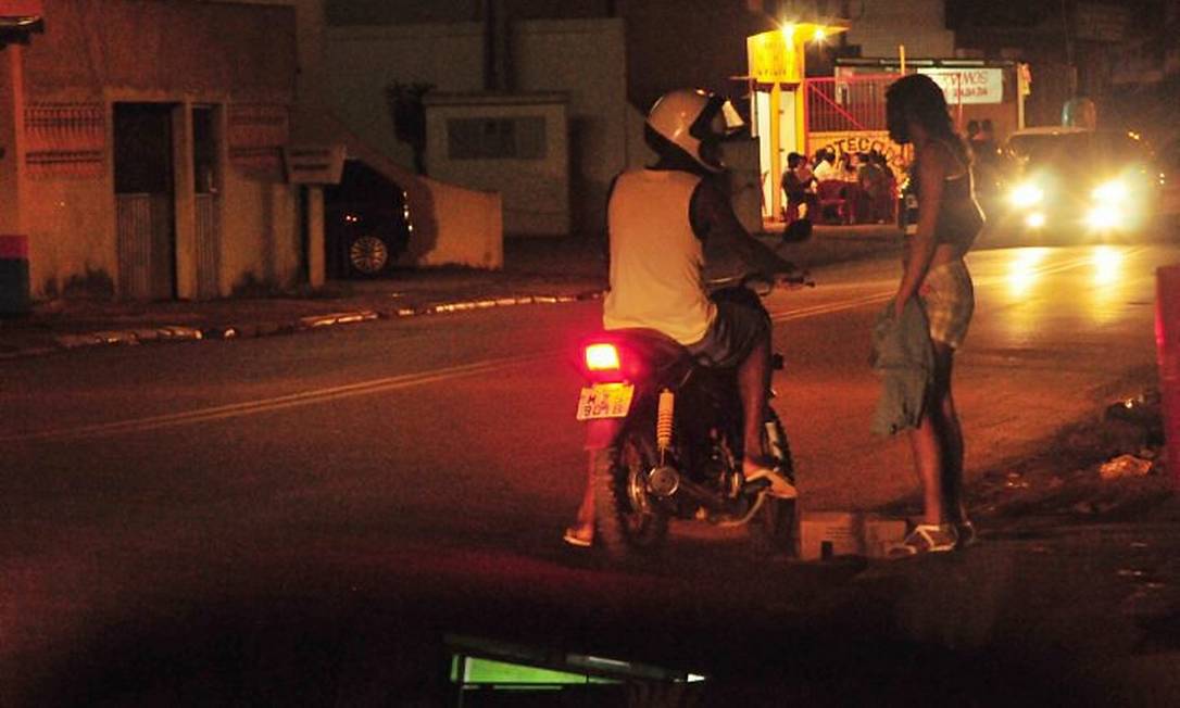 Viciada em oxi se prostitue nas ruas de Rio Branco, no Acre. Foto: Regiclay Alves Saady