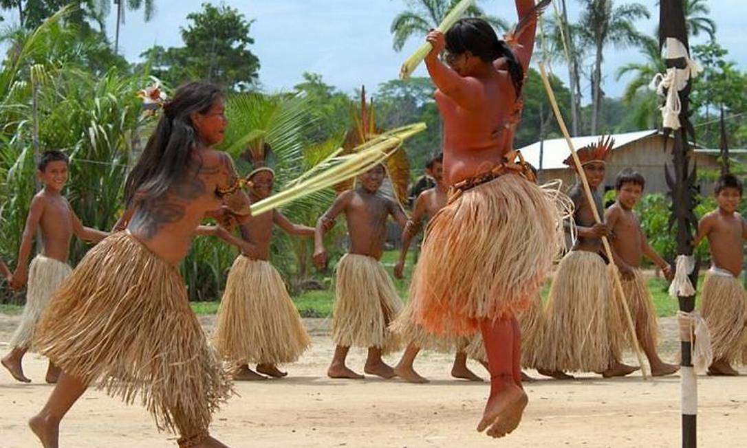 Festival indígena resgata rituais de etnias do Acre e Mato 