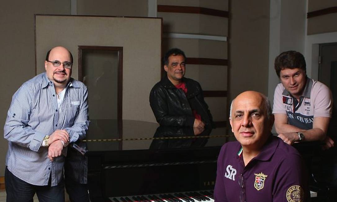 Paulinho, Nando, Serginho e Feghali, integrantes do Roupa Nova, são recordistas de músicas em novelas (foto: Hudson Pontes)
