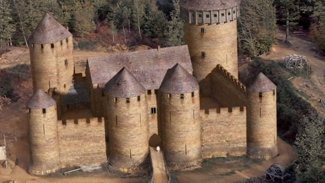 Quand Sera Fini Le Chateau De Guedelon