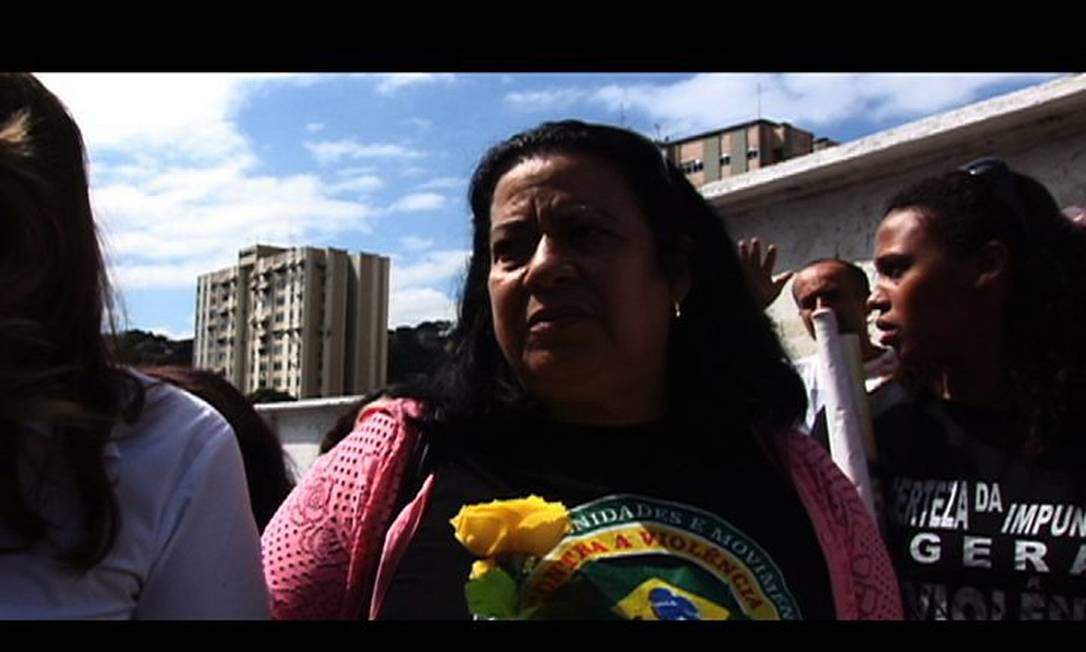 Uma das mães que fazem parte do documentário 'Luto de mãe'Divulgação