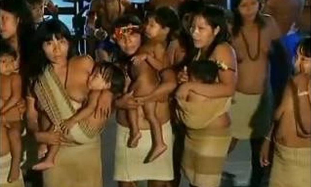 Índios acamparam em frente à Prefeitura de Zé Doca, no Maranhão - Reprodução Globo Amazônia