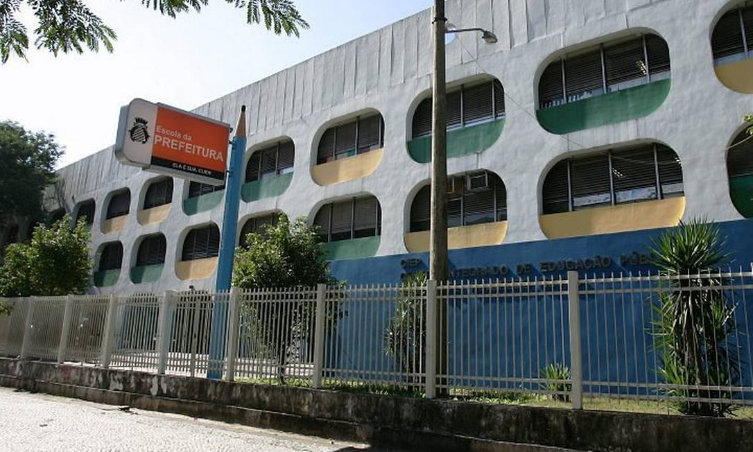 Parede interna da sala de aula de História da E.E.B. Tancredo Neves