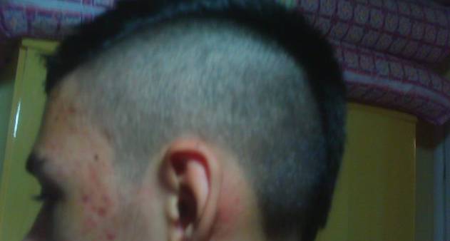 cabelo moicano grande