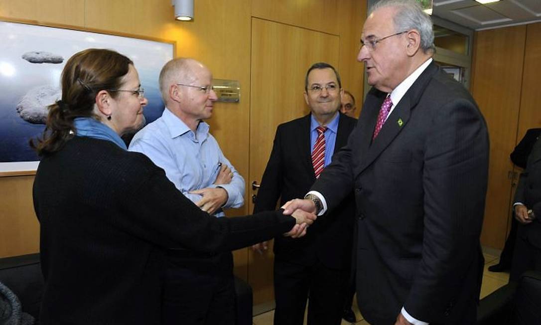 Jobim durante a sua visita a Israel - AFP