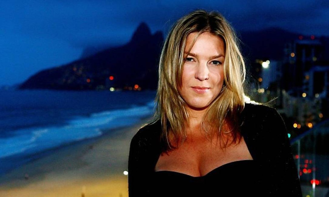 Diana Krall mais que a senhora Elvis Costello Jornal O Globo