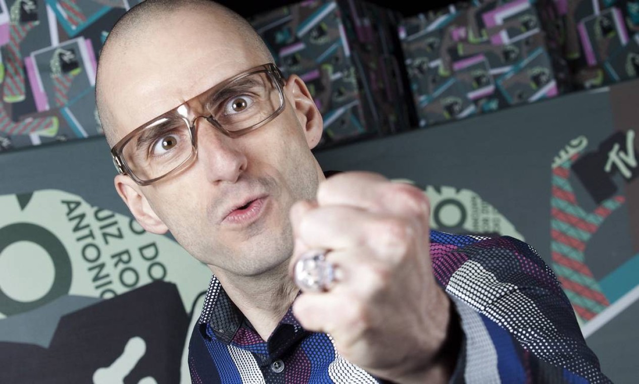 A TV de Cazé Pecini VJ elege seus programas preferidos Jornal O Globo