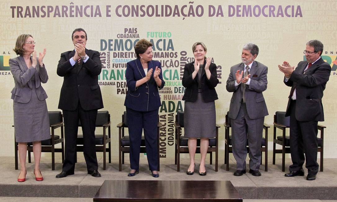 Dilma Rousseff sanciona lei que cria a Comissão da Verdade Foto: Roberto Stuckert Filho / Divulgação