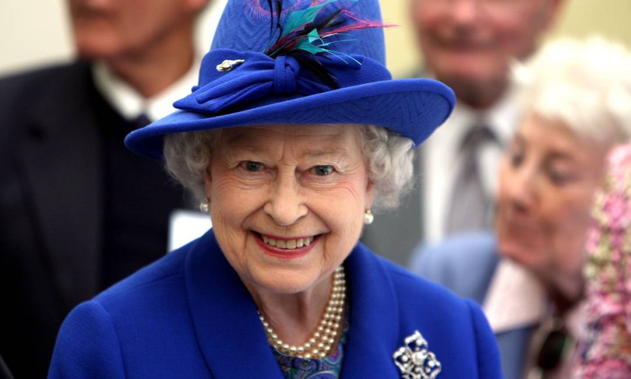 Jubileu de diamante de Elizabeth II fará família real viajar pelo mundo ...