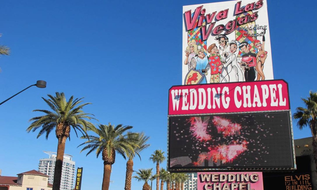 A capela Viva Las Vegas, especializada em casamentos temáticos (o cardápio varia de "Jornada nas Estrelas" a vampiros), tem 12 pacotes dedicados aos fãs de The Pelvis Foto: Eduardo Maia / O Globo