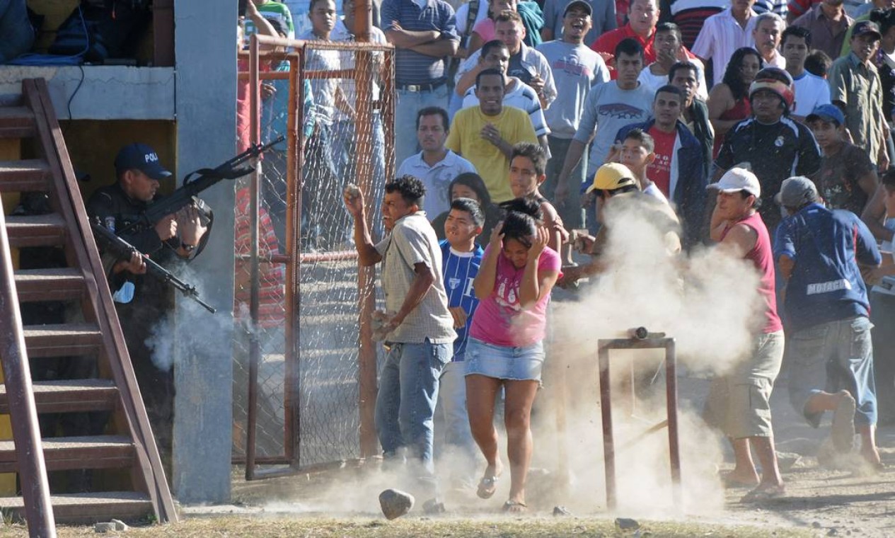 Imagens da tragédia em Honduras Jornal O Globo Imagens da tragédia em Honduras Jornal O Globo
