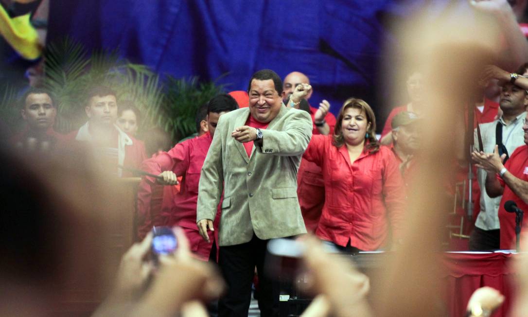 
Chávez tenta se reeleger em outubro, no que está sendo considerada a eleição mais disputada desde o início de seu governo
Foto: AFP