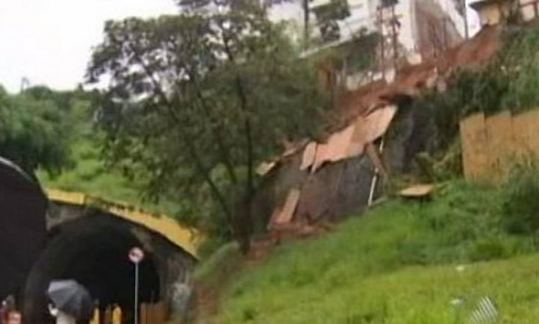 Chuva Provoca Desabamento De Casas E Alagamento De Ruas Em Salvador Jornal O Globo 