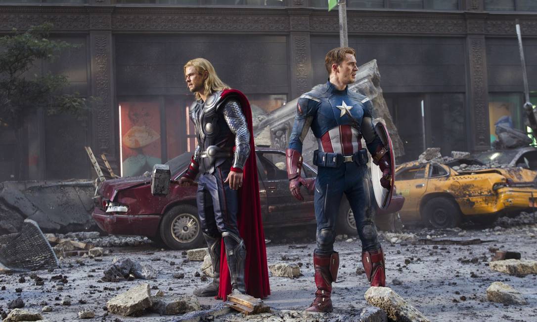 
Thor (Chris Hemsworth) e Capitão América (Chris Evans) em cena de “Os Vingadores”
Foto: Divulgação