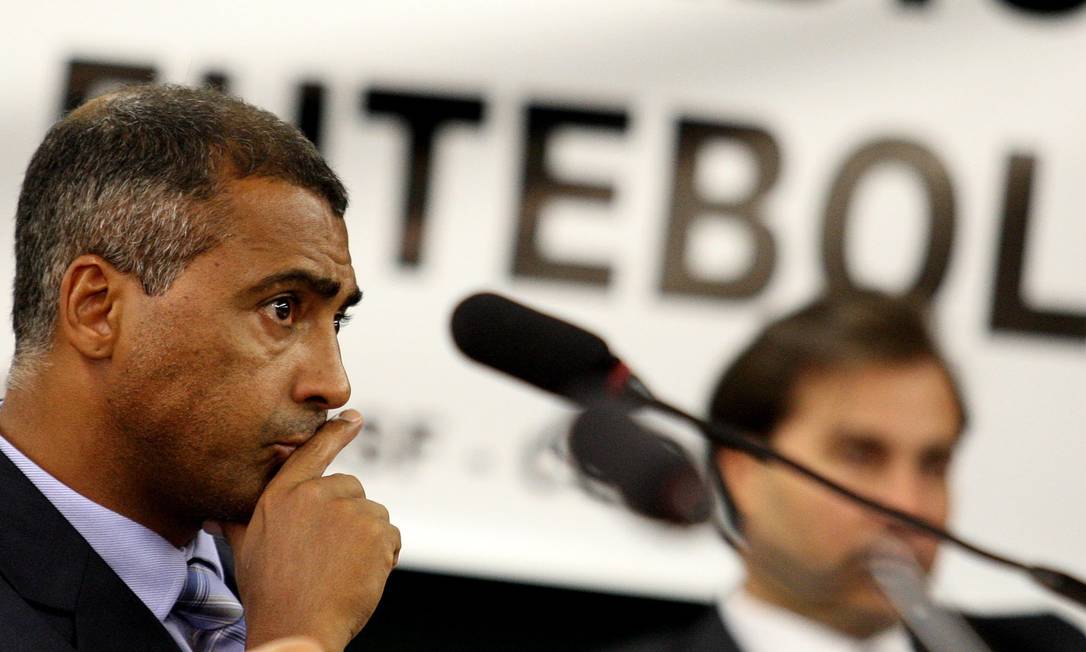 
Romário criticou a organização do Mundial do Brasil
Foto: Ailton de Freitas / O Globo