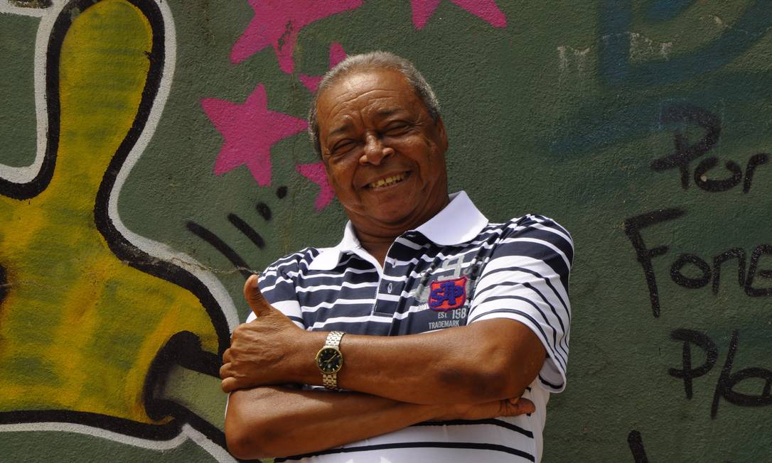
O cantor e compositor Dicró morreu de infarto, aos 66 anos
Foto: Divulgação