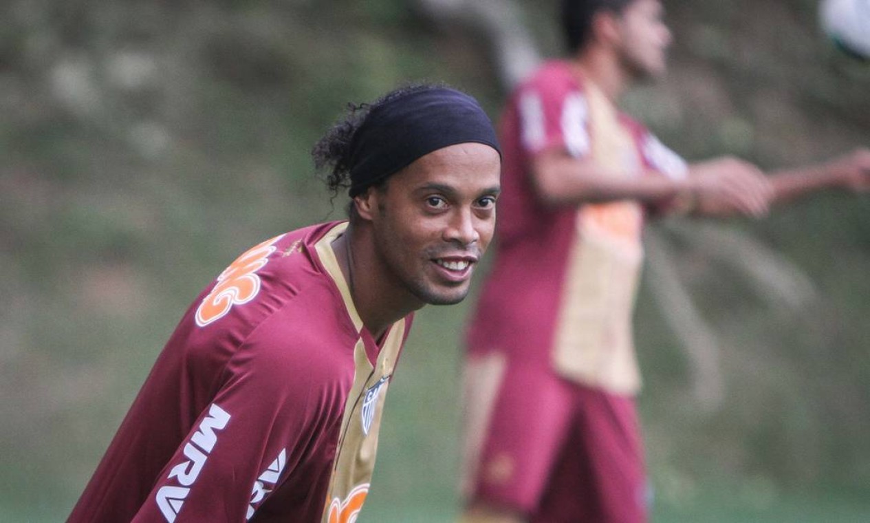 Ronaldinho Gaúcho não perdeu tempo e, depois de deixar o Flamengo na quinta, acertou com o Atlético-MG nesta segunda Foto: Divulgação Atlético-MG