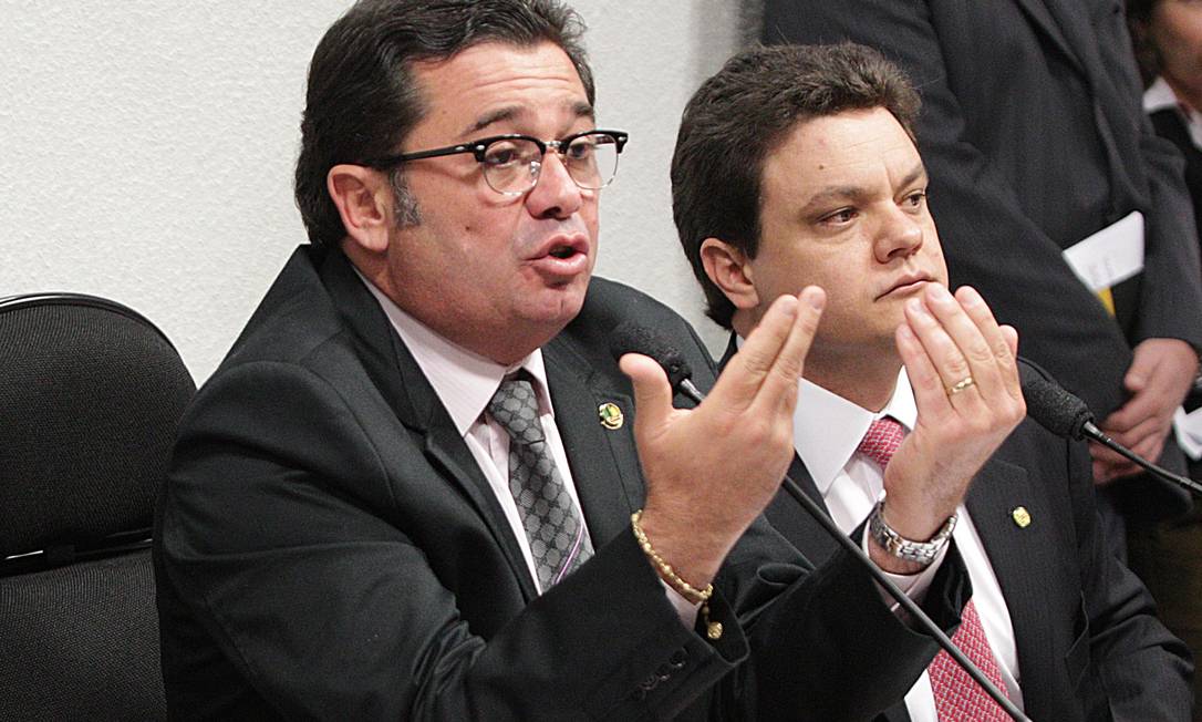 
CPI aprova convocação de Pagot, Cavendish e prefeito de Palmas
Foto: O Globo / André Coelho