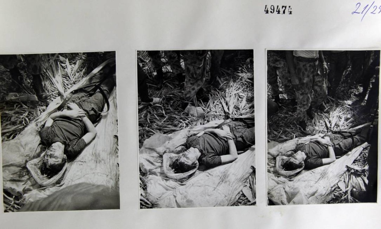 O corpo tombado de Maria Lucia Petit da Silva, registrados por agentes da repressão durante o governo militar Foto: Reprodução / Arquivo Nacional
