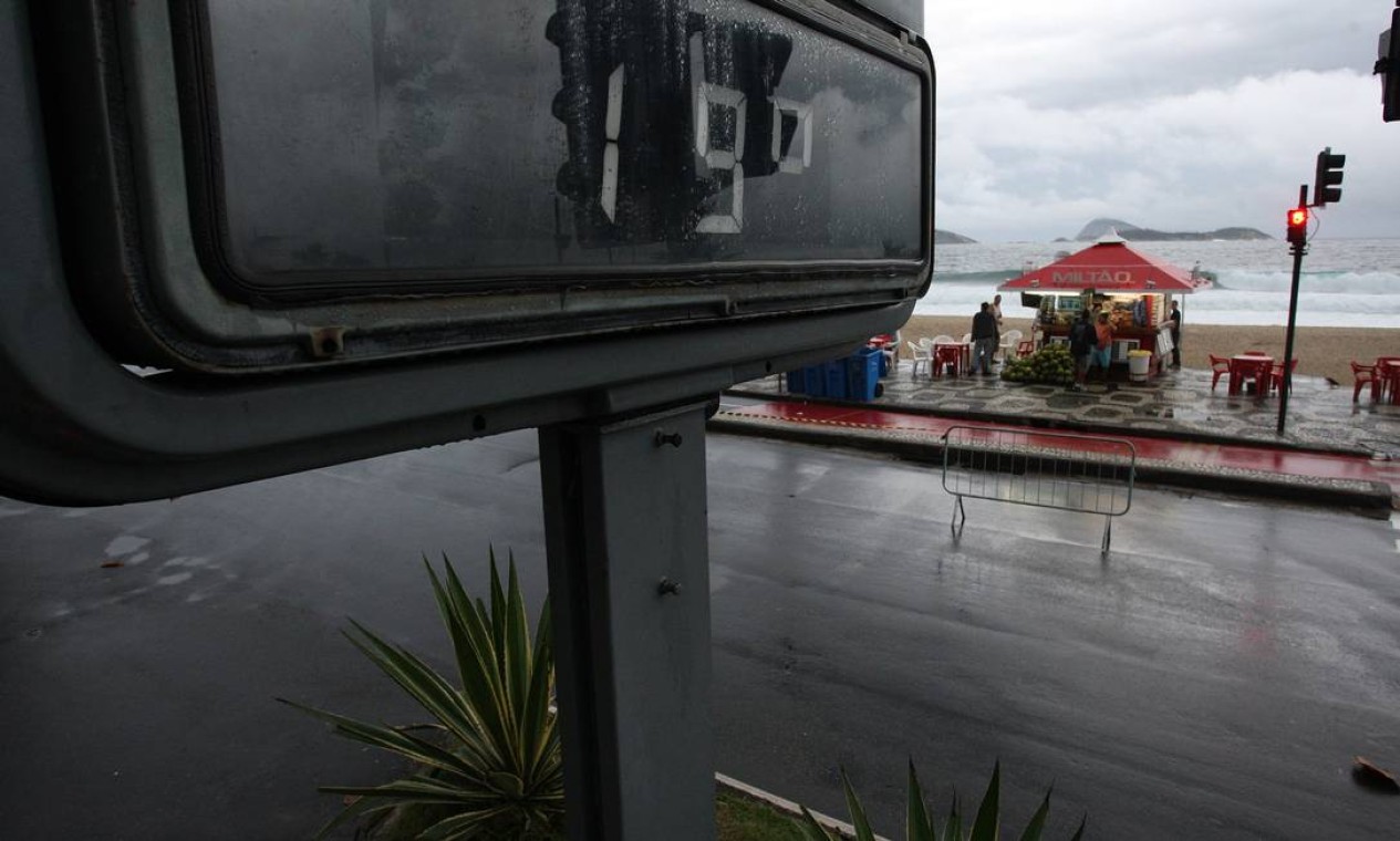 Frente Fria Chega Com Chuva E Tempo Frio No Rio Jornal O Globo