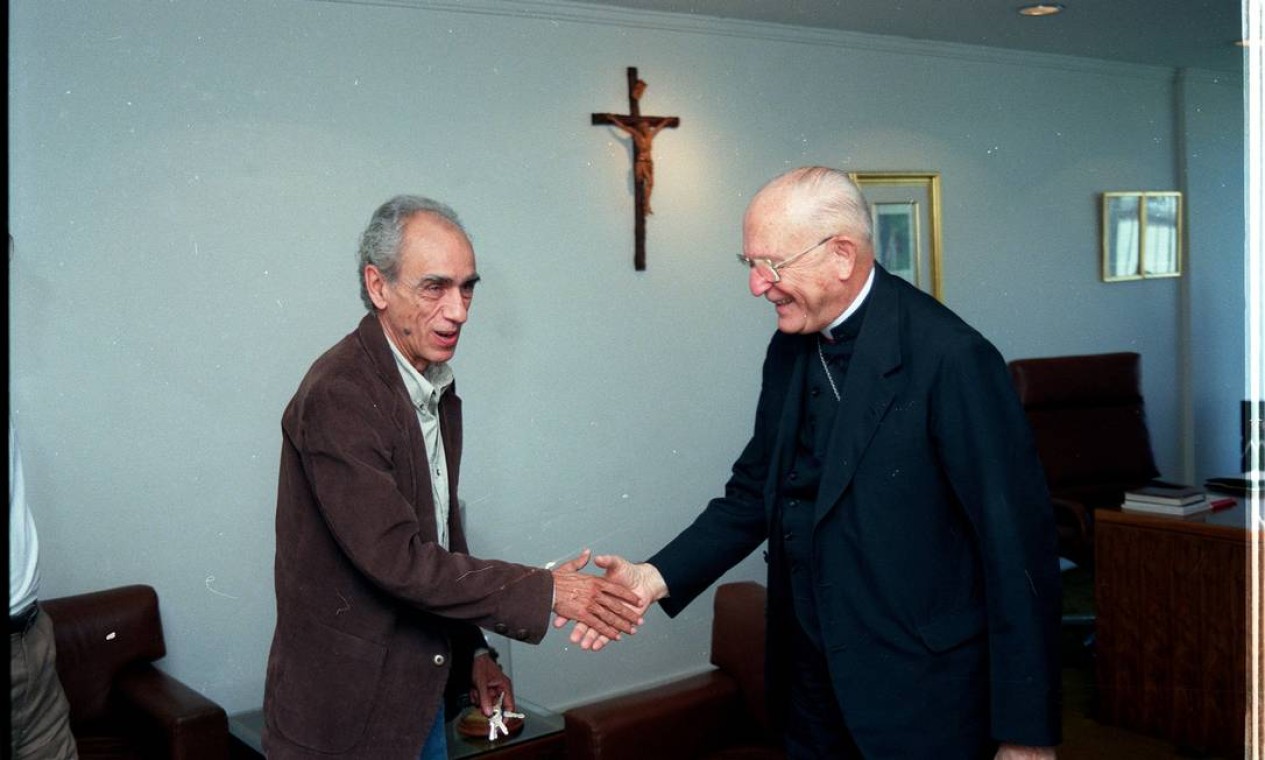 Registro de um encontro entre Herbert de Souza, o Betinho, e Dom Eugenio Sales, em 1993 Foto: Gabriel de Paiva - 16/06/1993 / Arquivo O Globo
