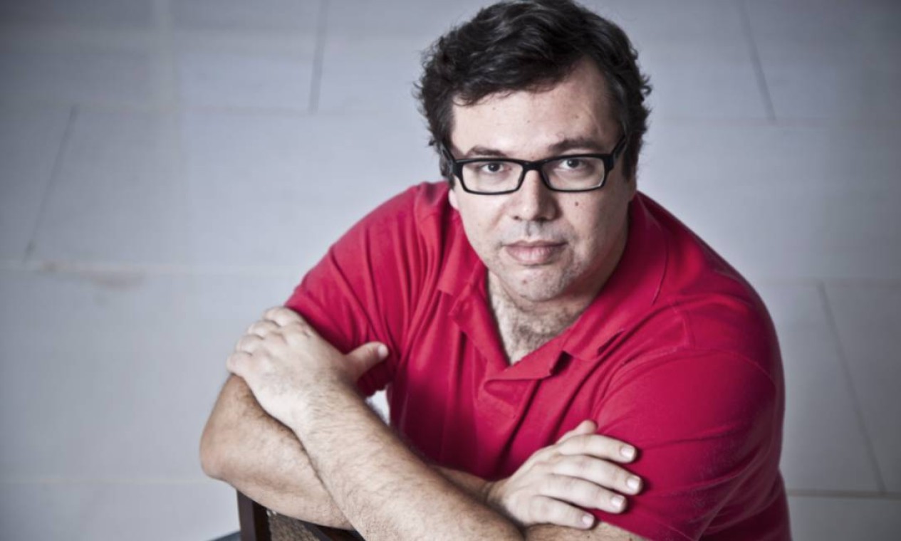 João Emanuel Carneiro prepara nova virada para ‘Avenida Brasil