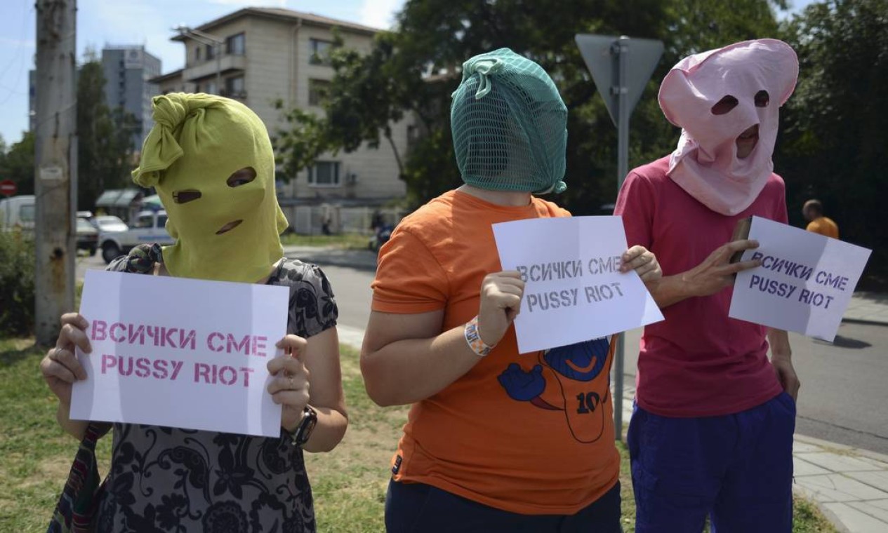 No Mundo Afora Manifestações De Apoio Ao Grupo Pussy Riot Jornal O Globo 1907