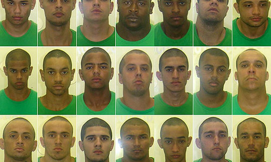 
Os 21 torcedores do Fluminense detidos na semana passada
Foto: Divulgação / Seap