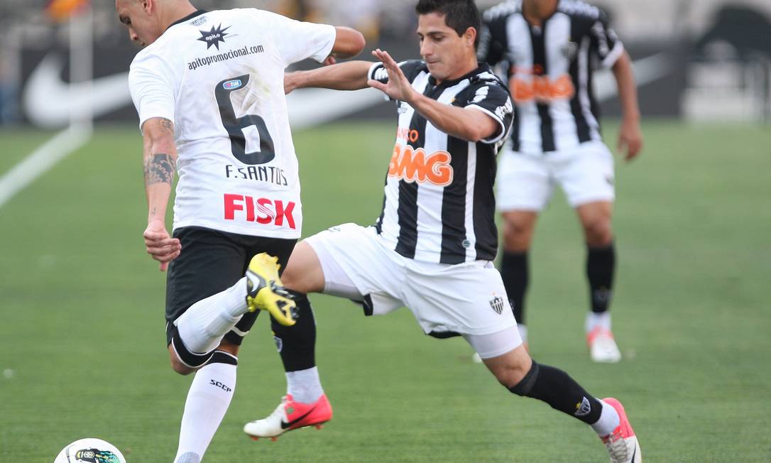 O Corinthians derrotou o Atlético-MG por 1 a 0 no Pacaembu Foto: Marcos Alves