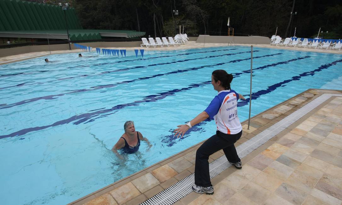 Natação e Hidroginástica - Clube do Comércio