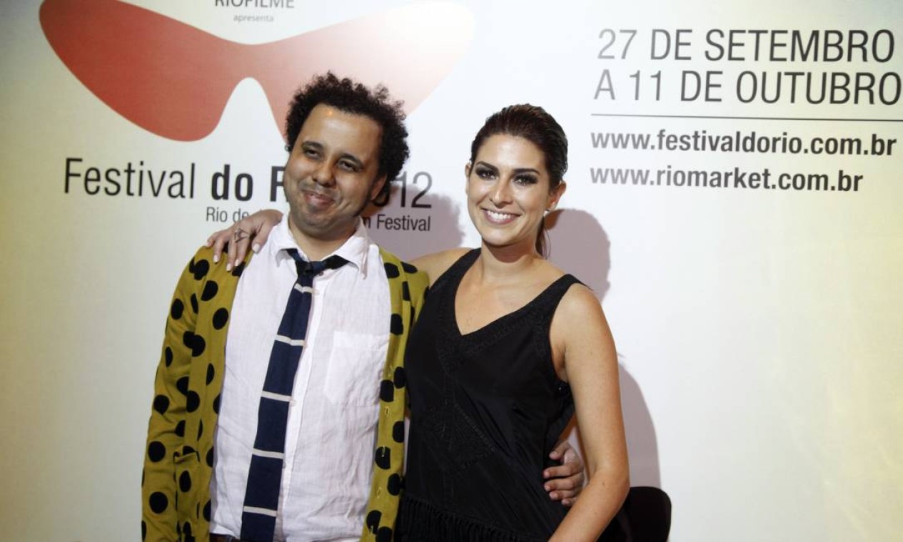 Atriz Fernanda Paes Leme e o diretor Dodô Azevedo divulgam o curta "Eva no verão" no Festival do Rio. "Filme custou R$ 126", revela o diretor Foto: Fabio Rossi