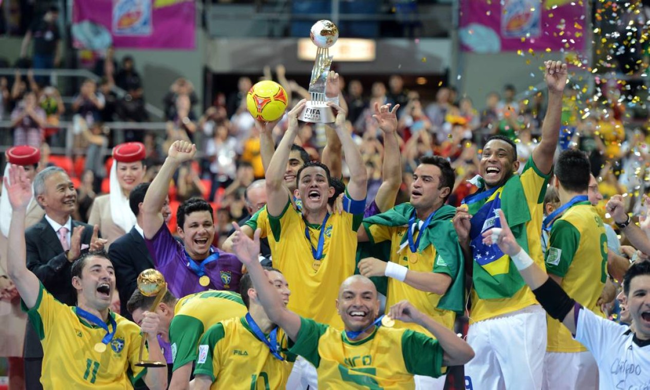 Brasil vence a Espanha e ganha seu sexto título mundial no Futsal -  Wikinotícias