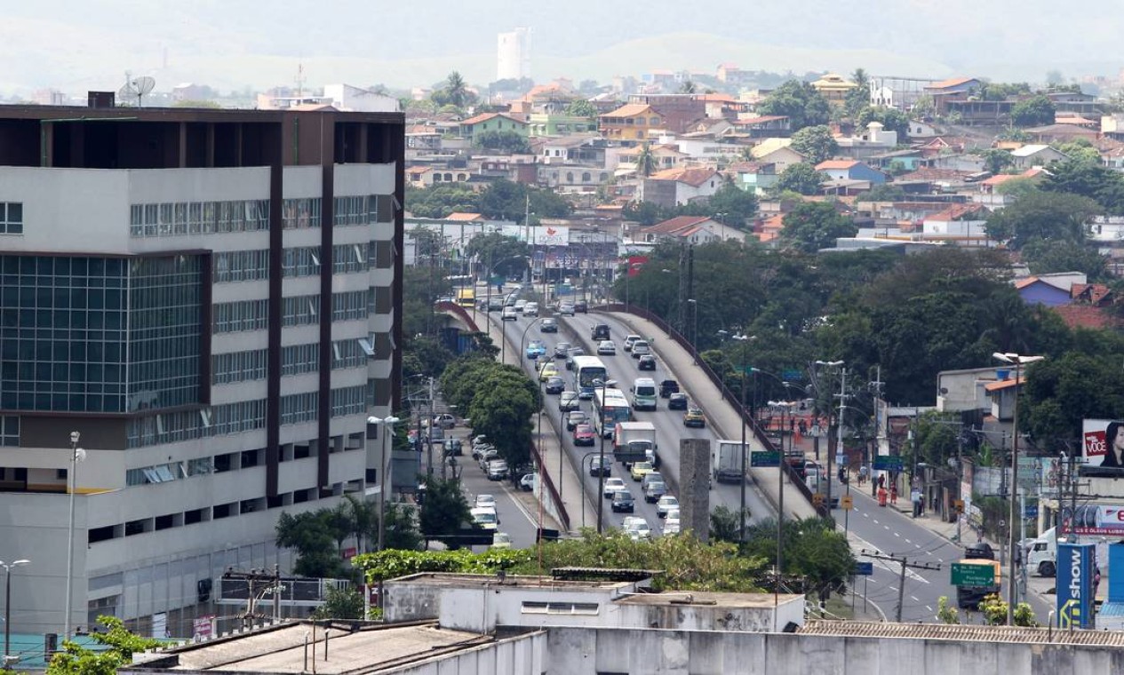 Campo Grande vista do alto: o viaduto do bairro foi reformado recentemente Foto: Carlos Ivan / Agência O Globo