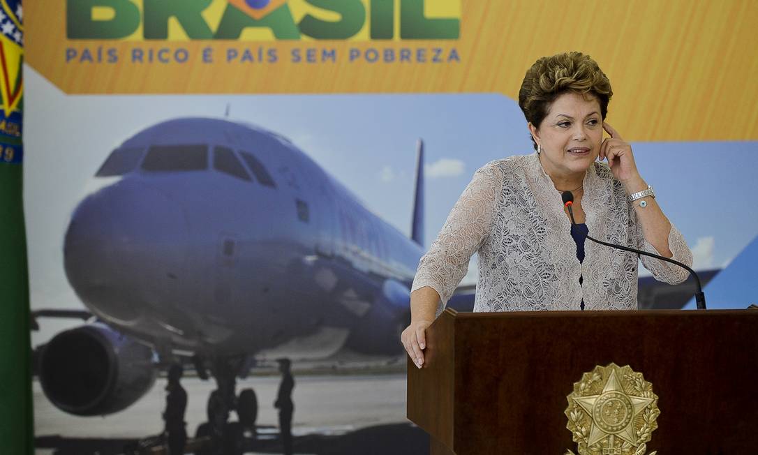 Durante o anúncio do pacote de investimentos, Dilma mostrou-se irritada com informações de que o governo estaria mudando o modelo de concessão Foto: Wilson Dias / ABR
