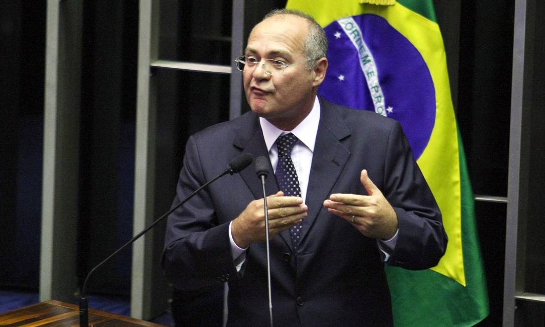 Renan Calheiros renunciou à presidência do Senado em 2007, após sofrer denúncias de corrupção Foto: Ailton de Freitas / O Globo / Arquivo: 11-03-2010