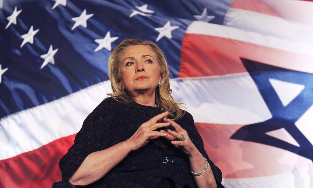 
A secretária de Estado dos EUA, Hillary Clinton, foi internada neste domingo com um coágulo sanguíneo
Foto: Arquivo/Reuters