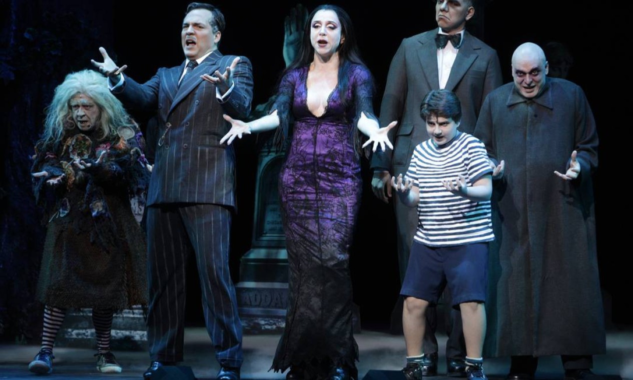 Conheça o elenco de A Família Addams, que fará temporada no Teatro  Renault - A Broadway é Aqui!