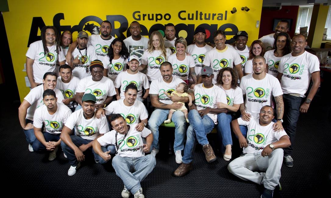A trajetória dos 20 anos do AfroReggae - Jornal O Globo